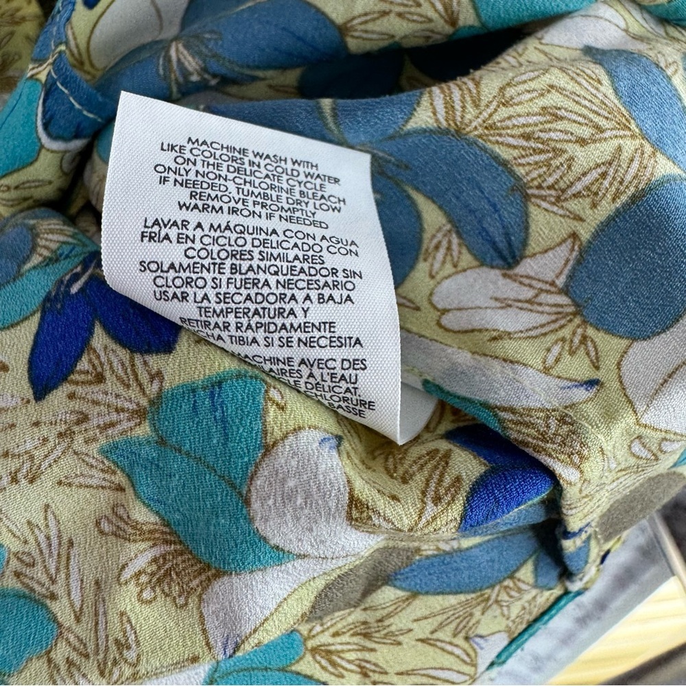 CAbi tank top button up flowers Floral Sleeveless Blouse - Blue and Green - Picture 6 of 7